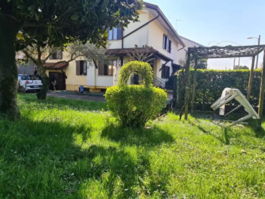 Immagine 1 di Casa bifamiliare in vendita  in VIA VISINONI a Venezia
