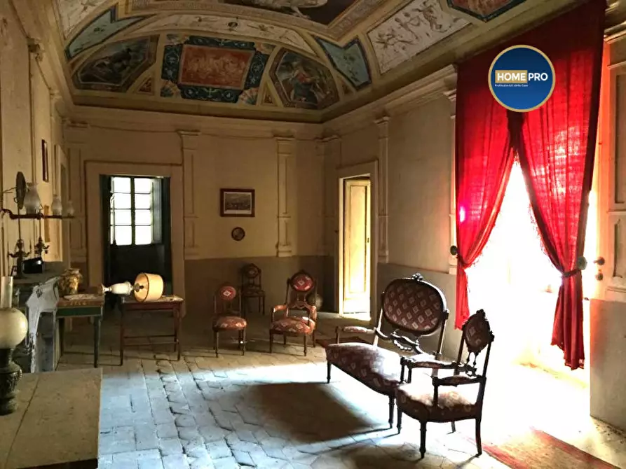 Immagine 2 di Palazzo in vendita  in via Battisti a Arcevia