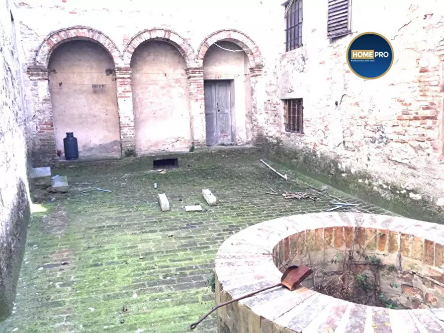 Immagine 10 di Palazzo in vendita  in via Battisti a Arcevia