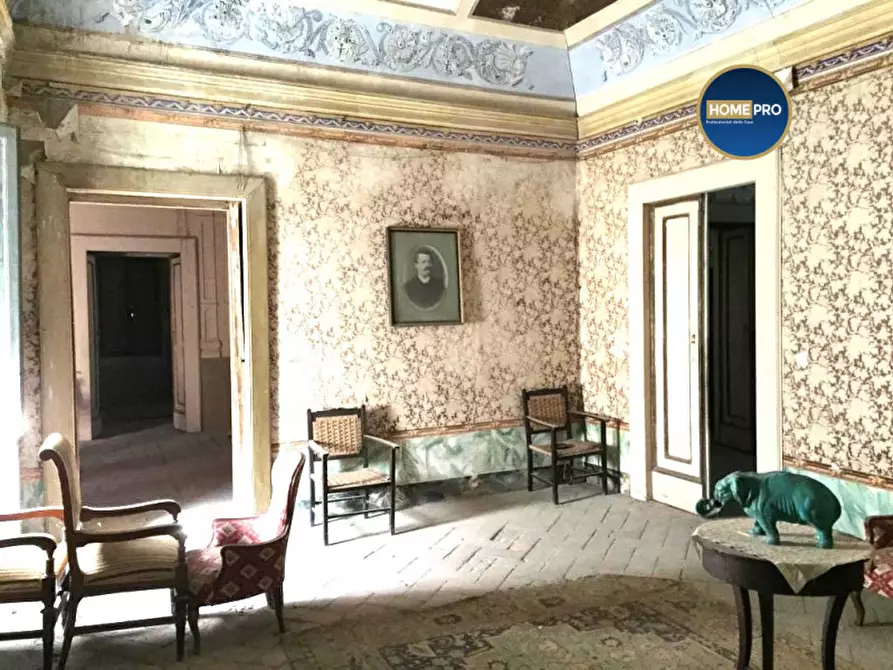 Immagine 20 di Palazzo in vendita  in via Battisti a Arcevia