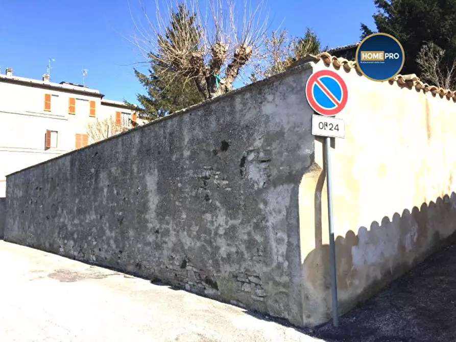 Immagine 30 di Palazzo in vendita  in via Battisti a Arcevia