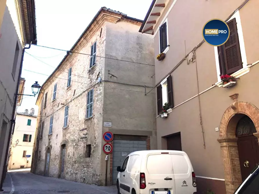 Immagine 34 di Palazzo in vendita  in via Battisti a Arcevia