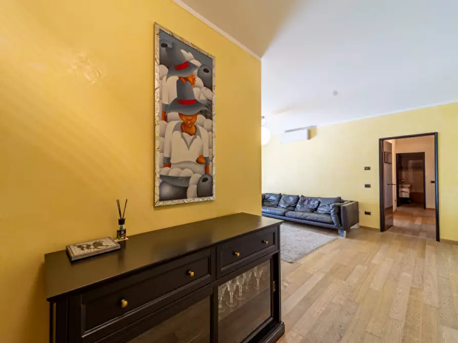 Immagine 8 di Appartamento in vendita  in Piazzale della Macina a Parma