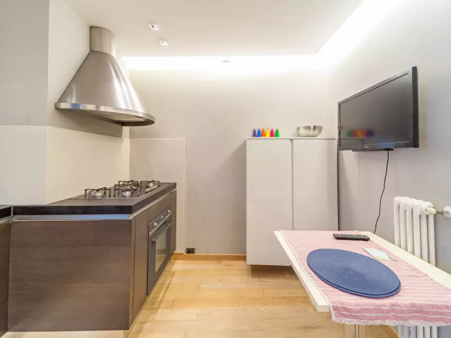 Immagine 11 di Appartamento in vendita  in Piazzale della Macina a Parma