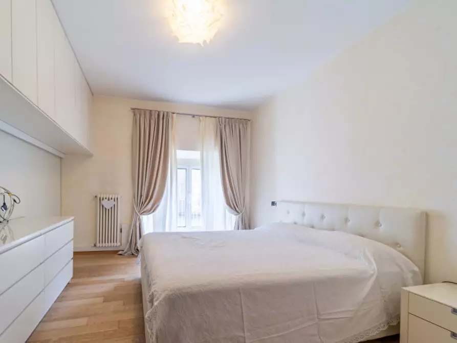 Immagine 12 di Appartamento in vendita  in Piazzale della Macina a Parma