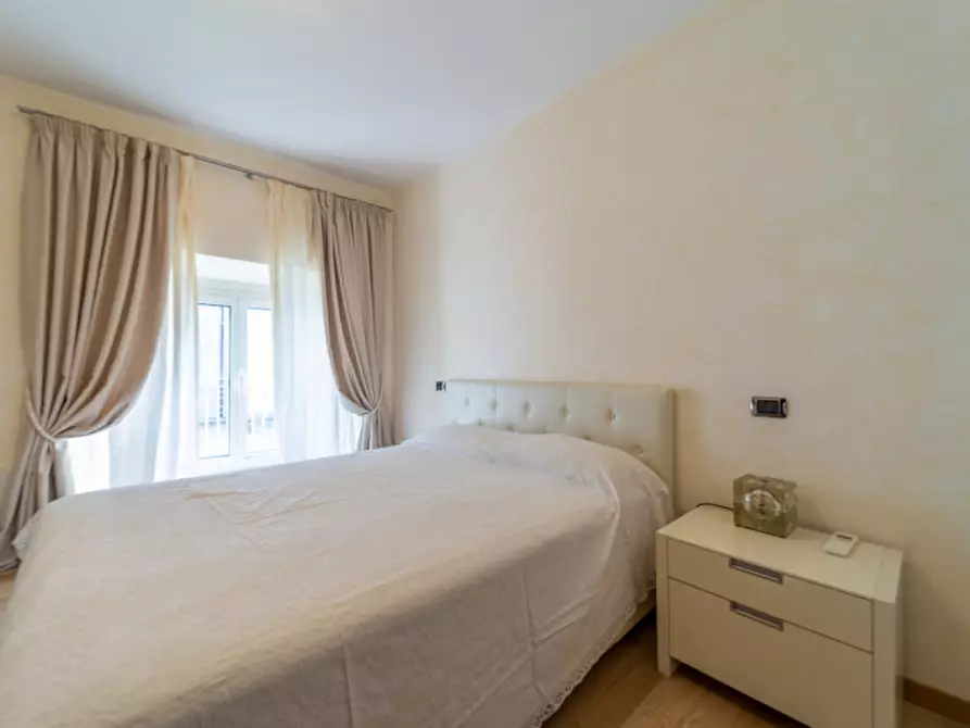 Immagine 14 di Appartamento in vendita  in Piazzale della Macina a Parma