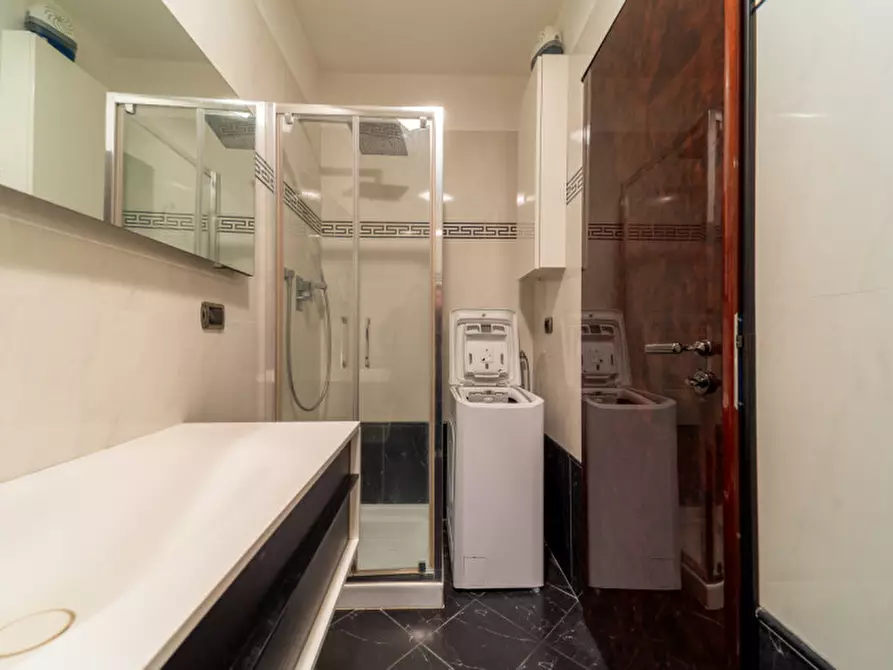 Immagine 29 di Appartamento in vendita  in Piazzale della Macina a Parma