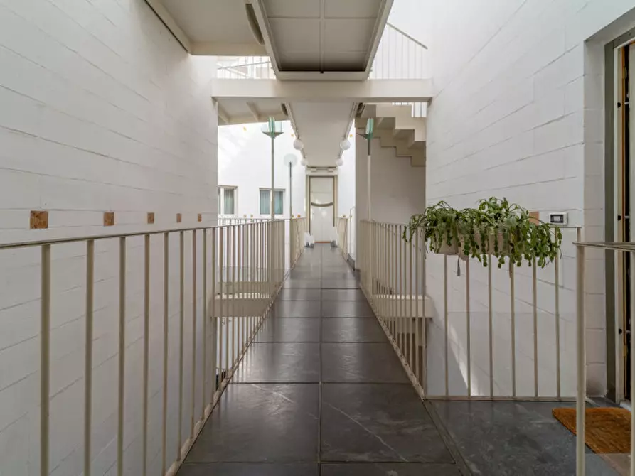 Immagine 33 di Appartamento in vendita  in Piazzale della Macina a Parma