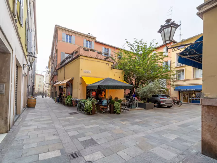 Immagine 42 di Appartamento in vendita  in Piazzale della Macina a Parma