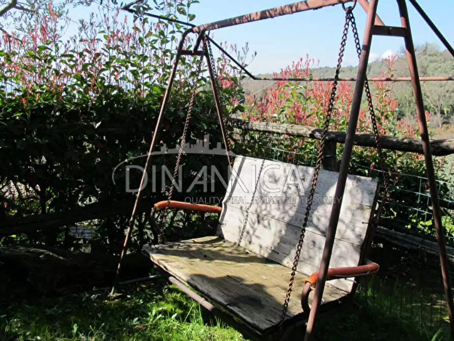 Immagine 15 di Agriturismo in vendita  a Lamporecchio