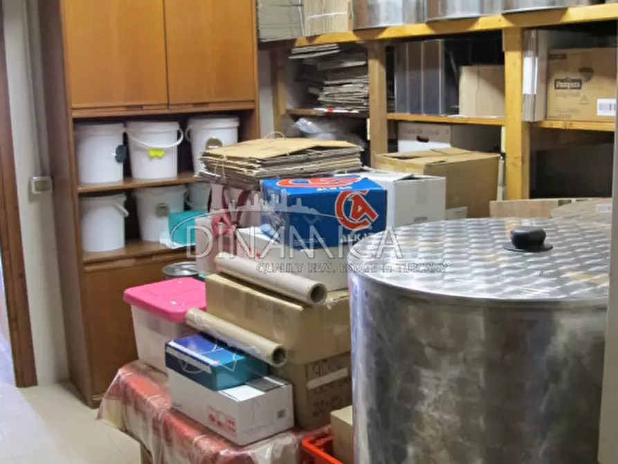 Immagine 23 di Agriturismo in vendita  a Lamporecchio