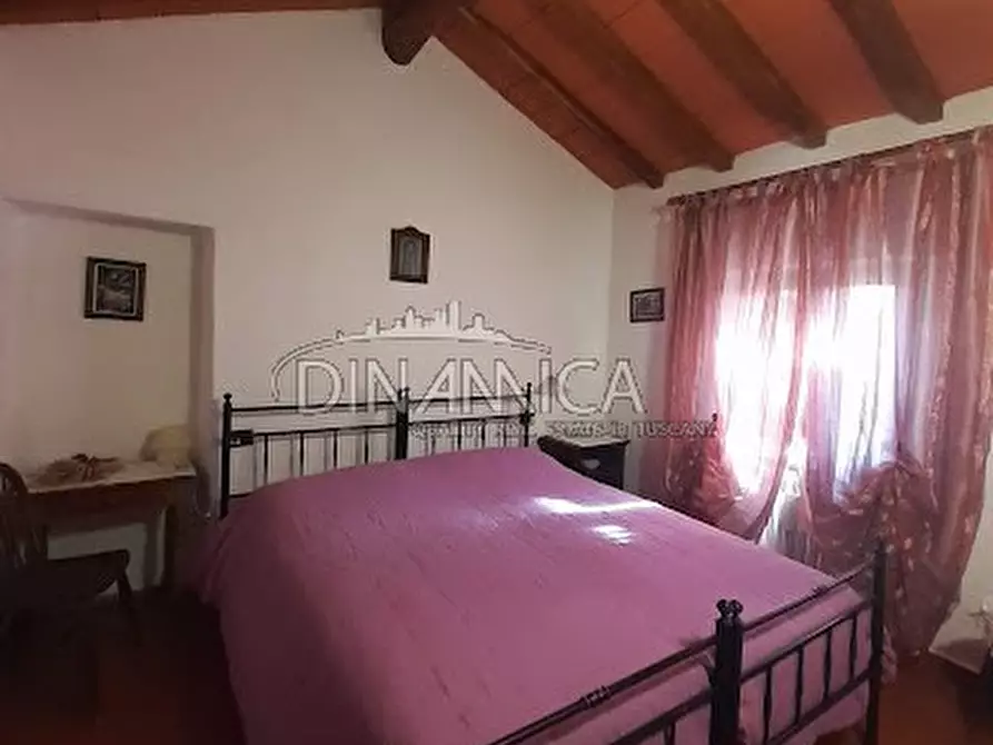 Immagine 62 di Agriturismo in vendita  a Lamporecchio