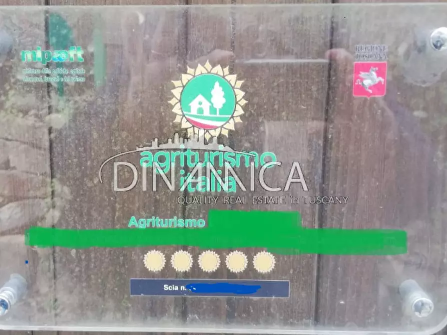 Immagine 70 di Agriturismo in vendita  a Lamporecchio