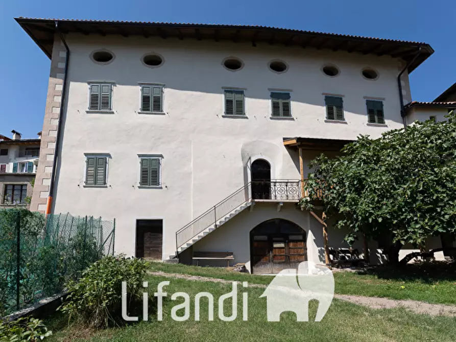 Immagine 2 di Villa in vendita  in Via Trento a Ville D'anaunia