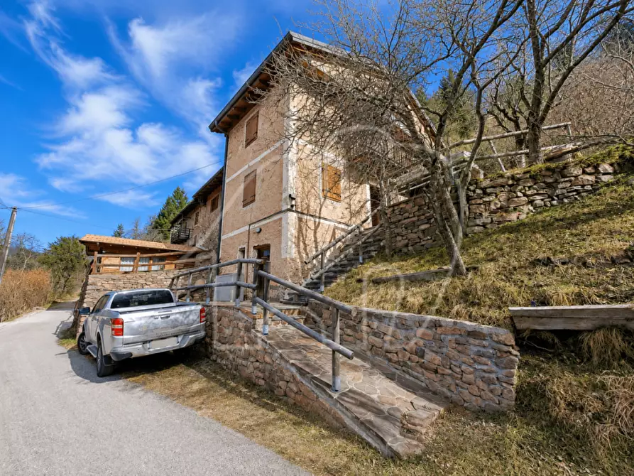 Immagine 2 di Casa indipendente in vendita  a Sover