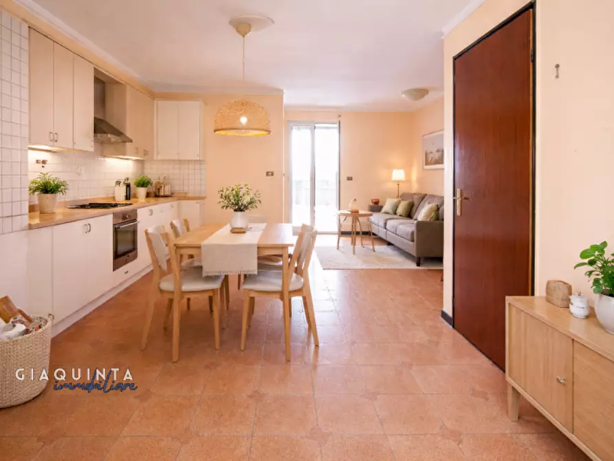 Immagine 2 di Casa bifamiliare in vendita  in Via Salvatore Nolfo n. 48 a Palagonia