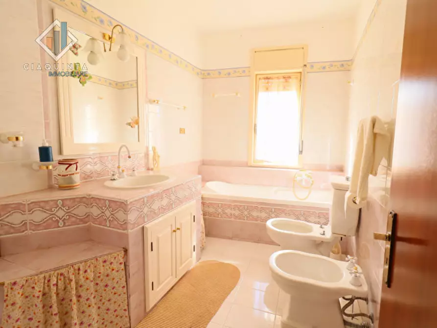 Immagine 8 di Casa bifamiliare in vendita  in Via Salvatore Nolfo n. 48 a Palagonia