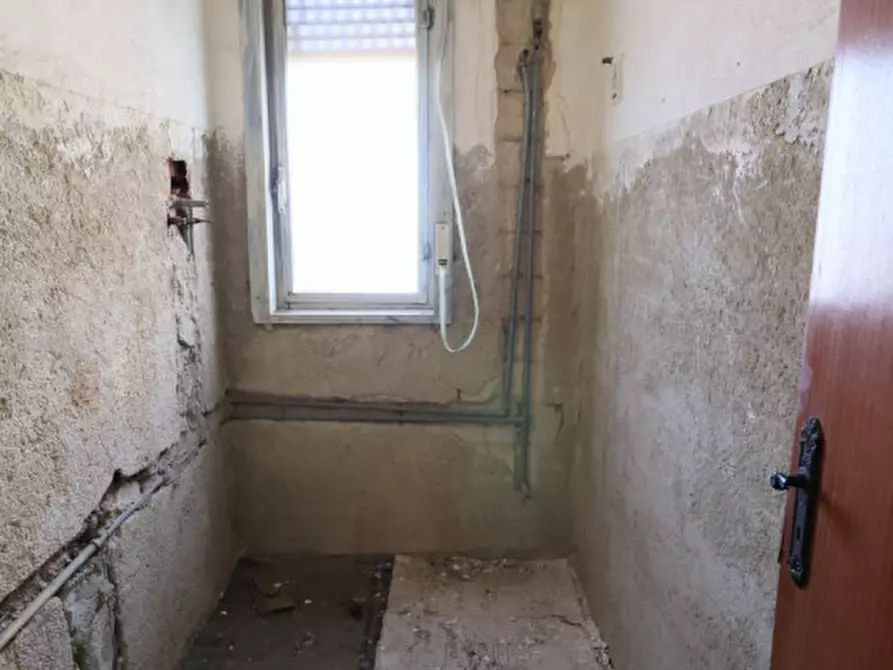 Immagine 13 di Casa bifamiliare in vendita  in Via Salvatore Nolfo n. 48 a Palagonia