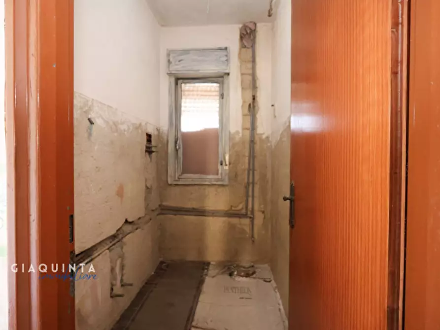 Immagine 19 di Casa bifamiliare in vendita  in Via Salvatore Nolfo n. 48 a Palagonia