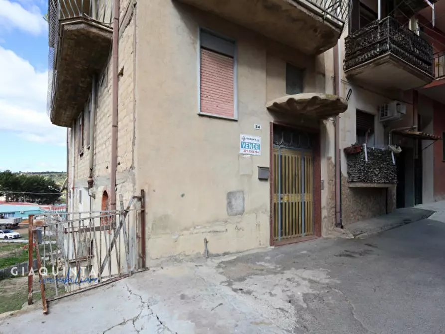 Immagine 35 di Casa bifamiliare in vendita  in Via Salvatore Nolfo n. 48 a Palagonia