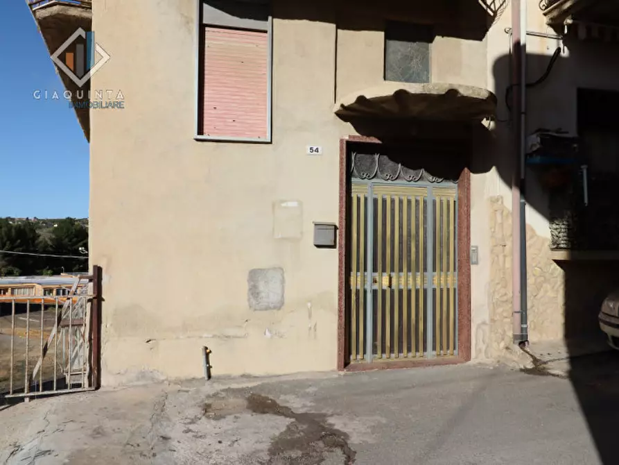 Immagine 43 di Casa bifamiliare in vendita  in Via Salvatore Nolfo n. 48 a Palagonia