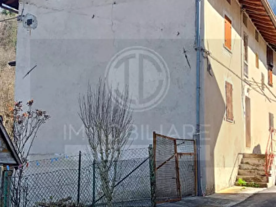 Immagine 1 di Villetta a schiera in vendita  a Posina