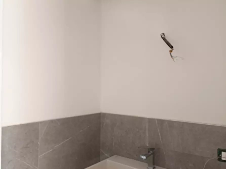 Immagine 8 di Appartamento in vendita  in campo san giovanni e paolo a Venezia