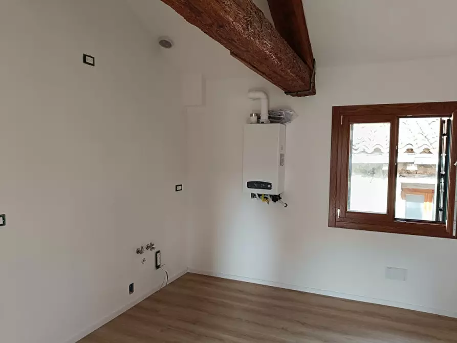Immagine 9 di Appartamento in vendita  in campo san giovanni e paolo a Venezia