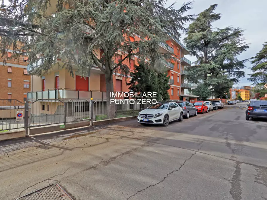 Immagine 1 di Appartamento in vendita  in via Sette Fratelli Cervi a Parma