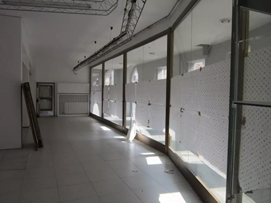 Immagine 6 di Negozio in vendita  in Via Roma 65 a Cassina De' Pecchi