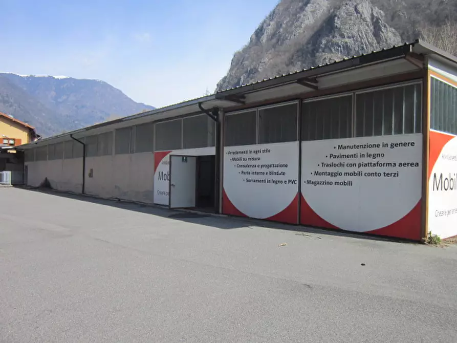 Immagine 22 di Capannone industriale in vendita  in Via Poeti Gozzi a Lenna