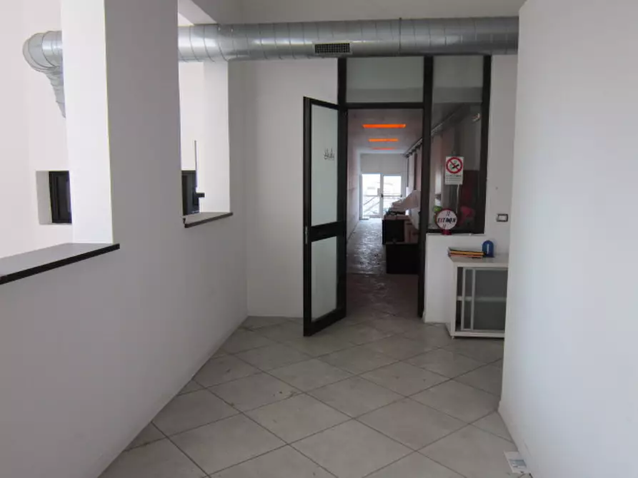 Immagine 14 di Magazzino in vendita  in Via Carlo Serassi 5 a Bergamo