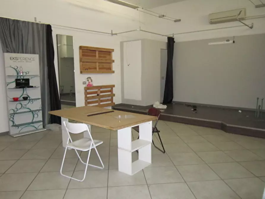 Immagine 17 di Magazzino in vendita  in Via Carlo Serassi 5 a Bergamo