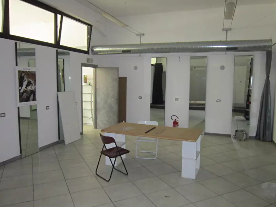 Immagine 19 di Magazzino in vendita  in Via Carlo Serassi 5 a Bergamo