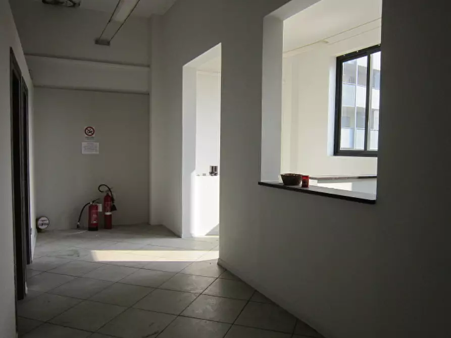 Immagine 21 di Magazzino in vendita  in Via Carlo Serassi 5 a Bergamo