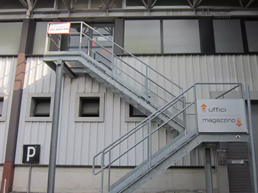 Immagine 24 di Magazzino in vendita  in Via Carlo Serassi 5 a Bergamo