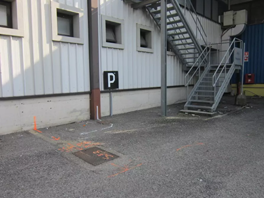 Immagine 25 di Magazzino in vendita  in Via Carlo Serassi 5 a Bergamo