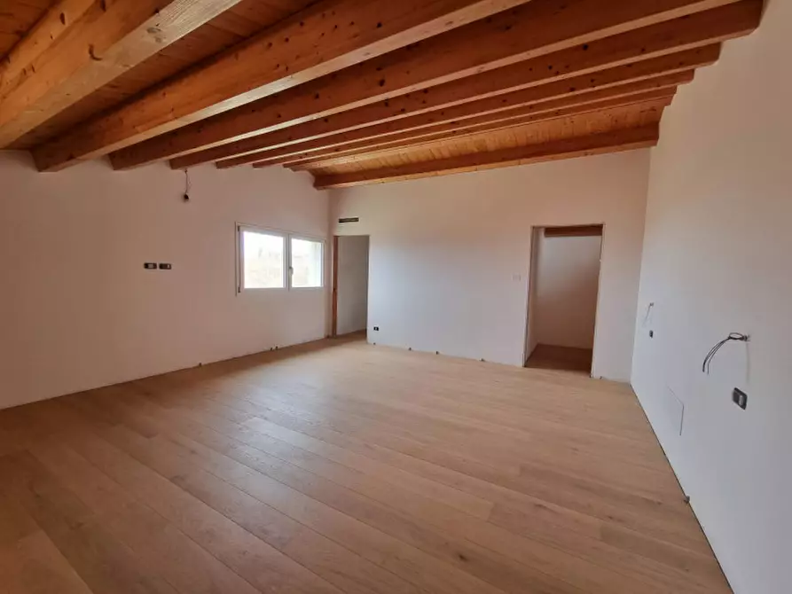 Immagine 25 di Casa indipendente in vendita  in via rossi a Val Liona