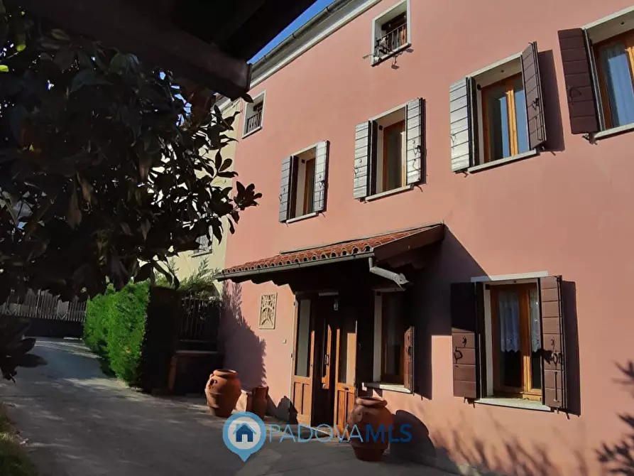 Immagine 1 di Casa bifamiliare in vendita  in Via Delle Grole a Monselice