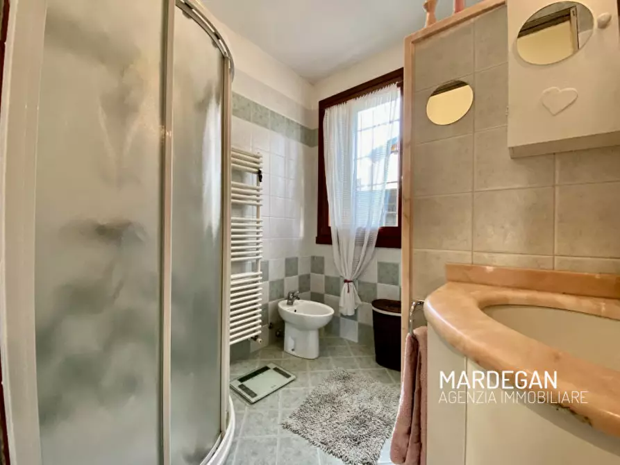 Immagine 5 di Casa bifamiliare in vendita  in VIA DEI MARTIRI a San Martino Di Lupari