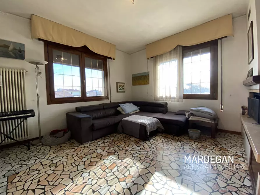 Immagine 3 di Casa indipendente in vendita  in VIA DELLE FORNACI a San Martino Di Lupari