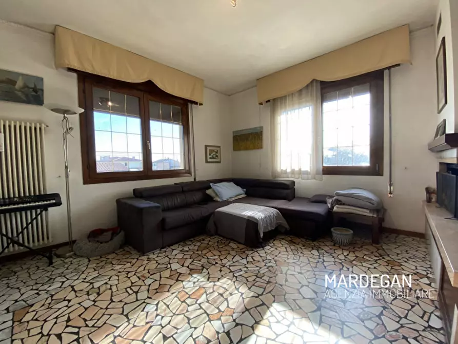 Immagine 4 di Casa indipendente in vendita  in VIA DELLE FORNACI a San Martino Di Lupari