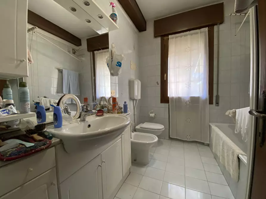 Immagine 32 di Casa indipendente in vendita  in VIA DELLE FORNACI a San Martino Di Lupari