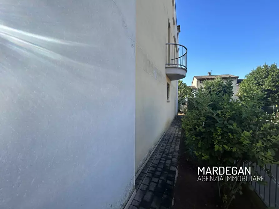 Immagine 3 di Villetta a schiera in vendita  in VIA VENEZIA a San Martino Di Lupari