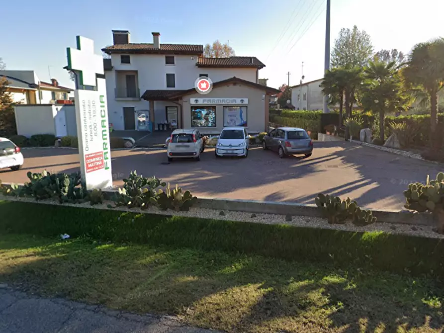 Immagine 1 di Negozio in affitto  in VIA REGIA a San Martino Di Lupari