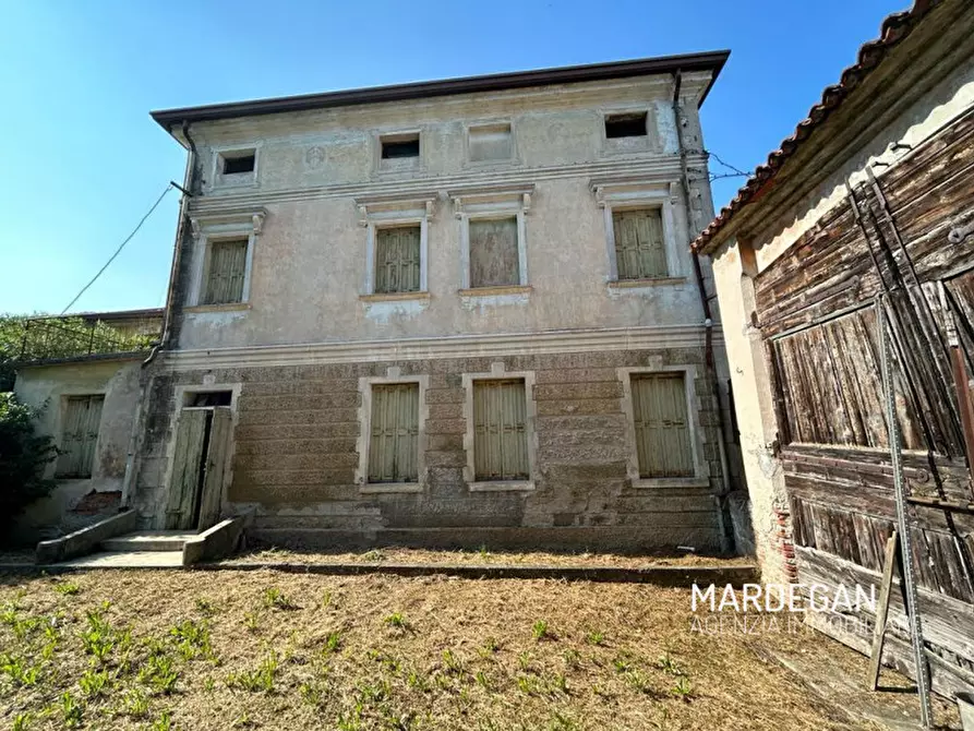 Immagine 5 di Palazzo in vendita  in VIA ROMA a San Martino Di Lupari