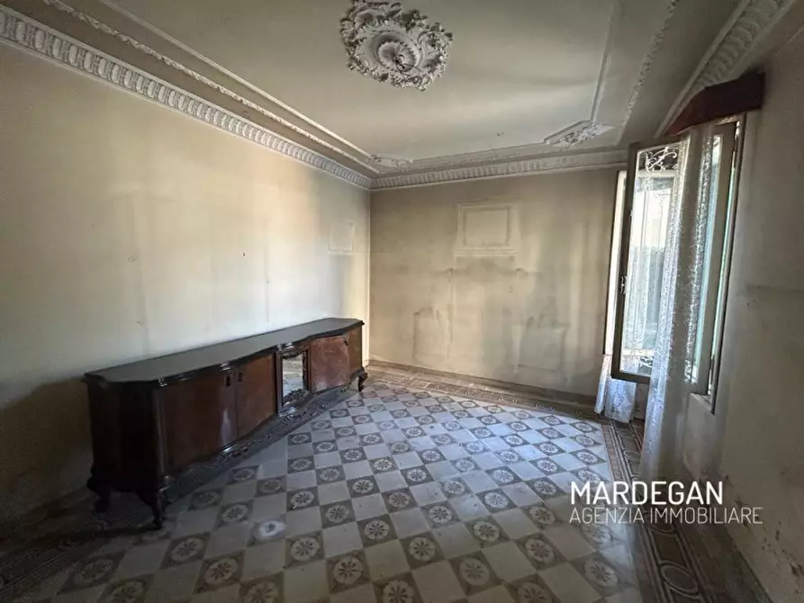 Immagine 13 di Palazzo in vendita  in VIA ROMA a San Martino Di Lupari