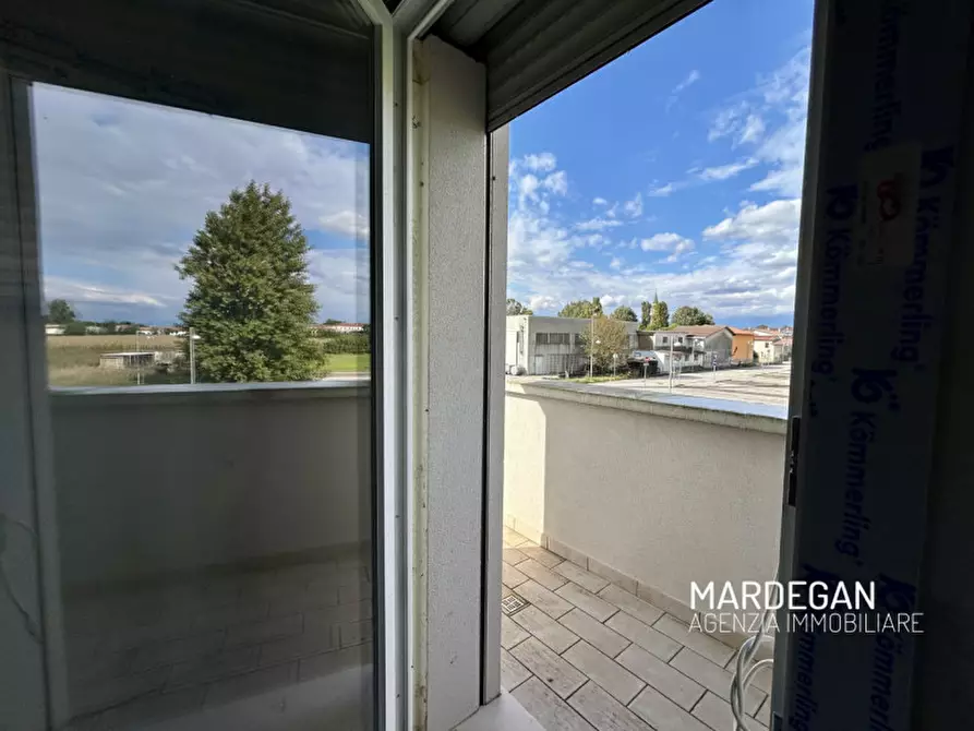 Immagine 16 di Casa bifamiliare in vendita  in VIA DON C. BARISON a Tombolo