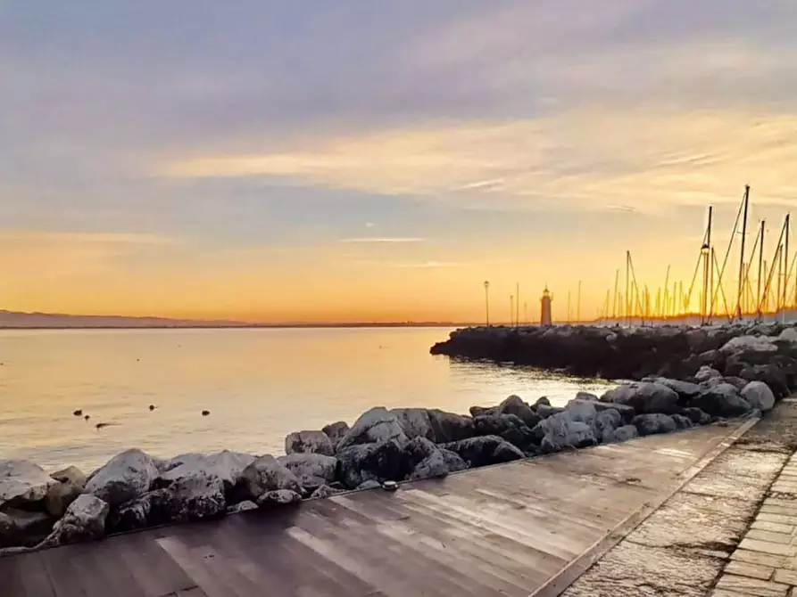 Immagine 6 di Villa in vendita  in Via Milano a Desenzano Del Garda