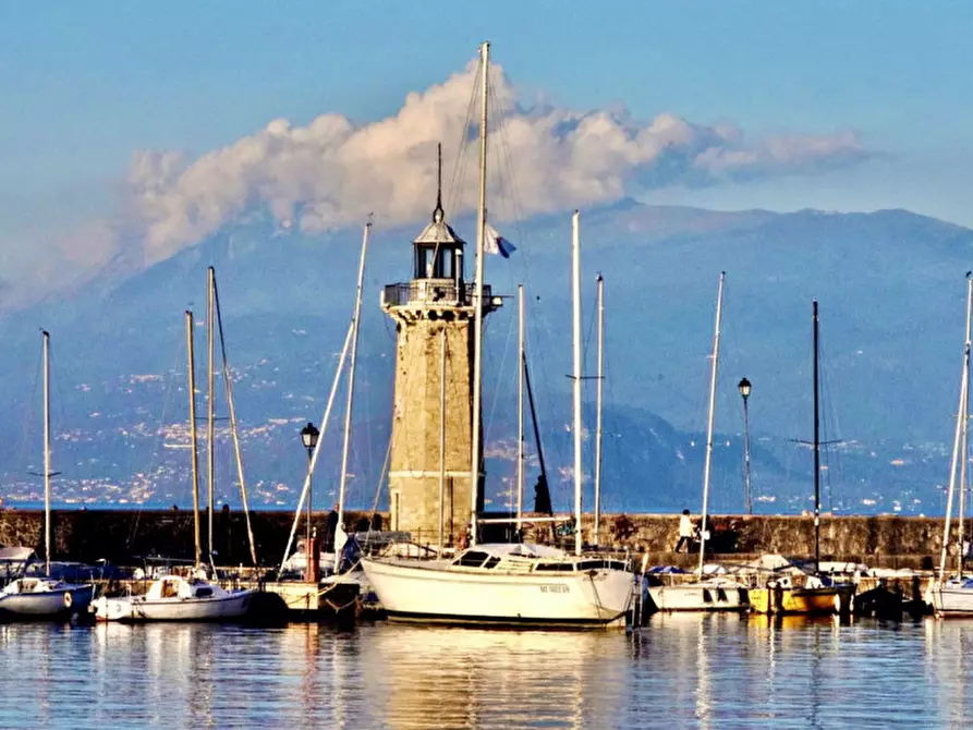 Immagine 9 di Villa in vendita  in Via Milano a Desenzano Del Garda